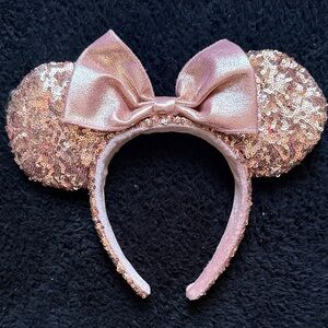 Sparkling Sequin Minnie Mouse Ears Headband